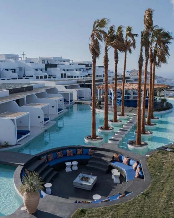 Cresanto Luxury Suites, photo 1