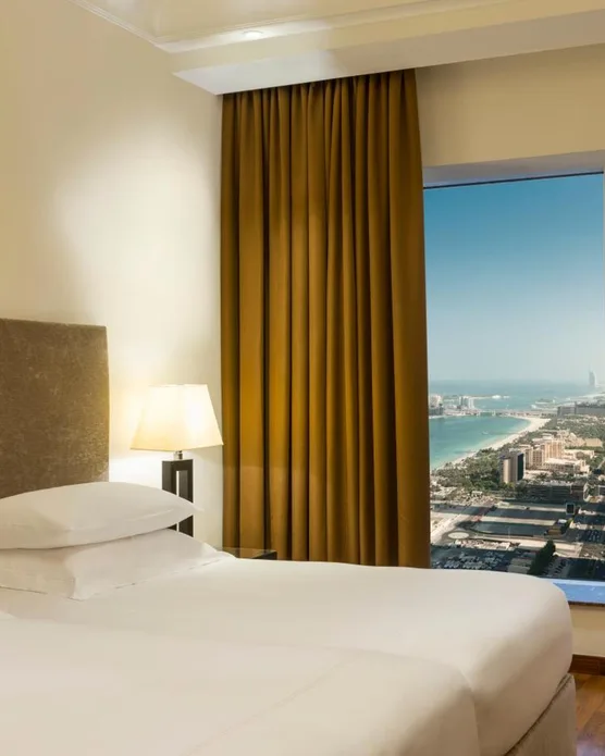 Grosvenor House, photo 3