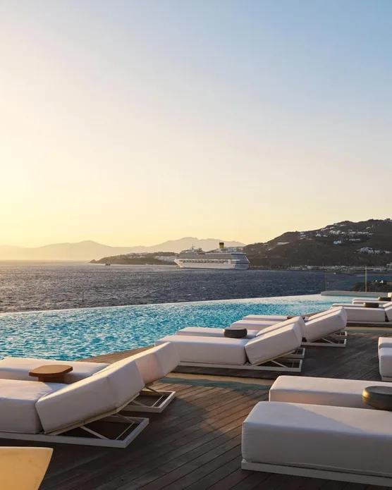 Kouros Hotel & Suites, photo 1