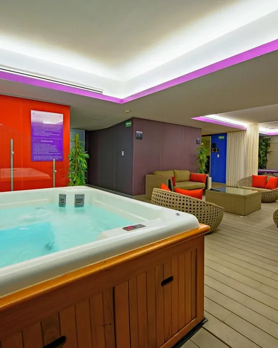 Las Suites Campos Eliseos, photo 5