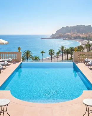 Piscine d'hôtel à Nice