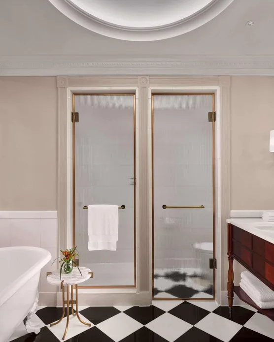 The Savoy, photo 6
