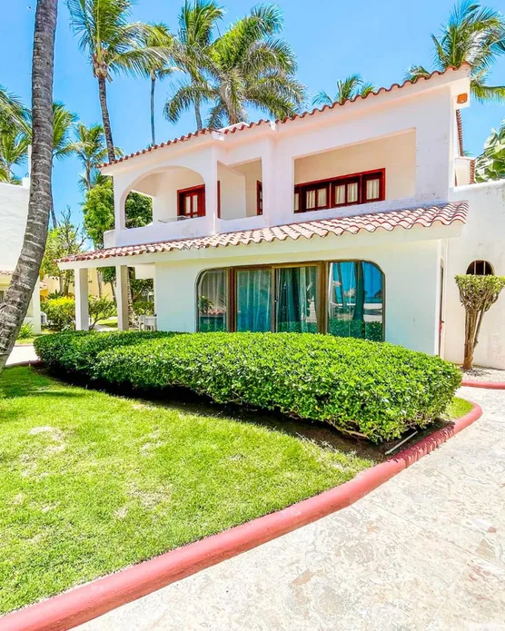 TROPICAL VILLAS and SUITES HOTEL, photo 9