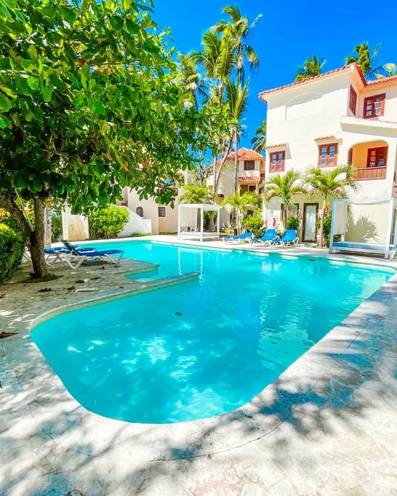 TROPICAL VILLAS and SUITES HOTEL, photo 1